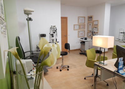 clinica-ocular-doctora-carretero12